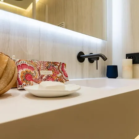 Palm Croisette Front De Mer1 Apartamento *